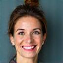 Ritratto sorridente di Sofia, un membro della community